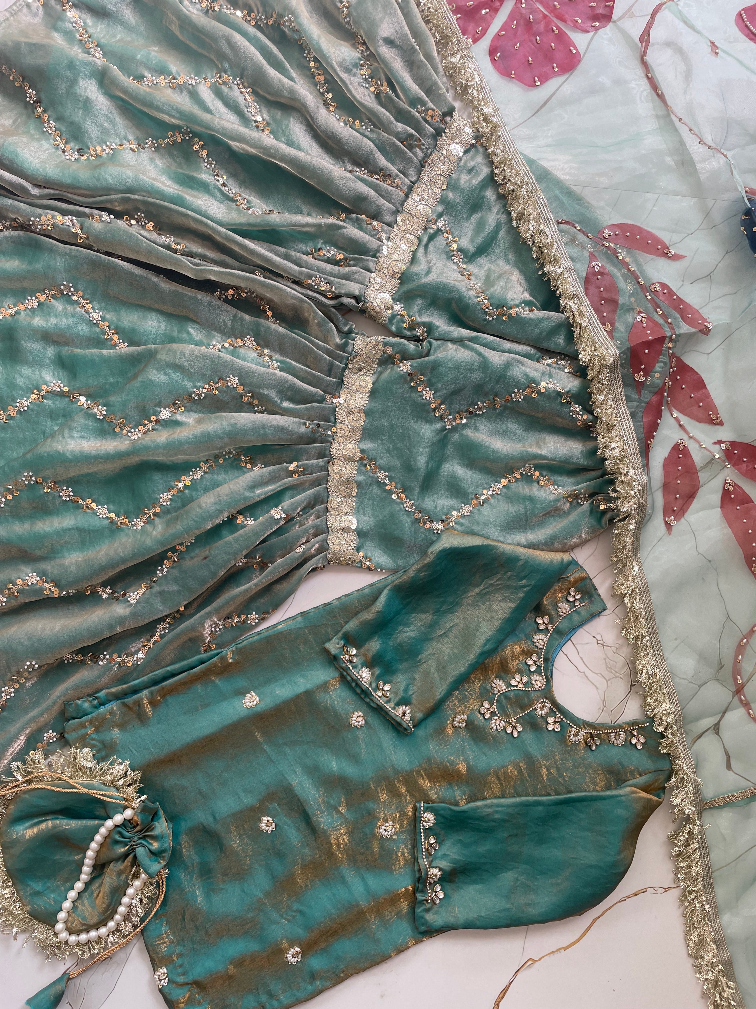 BABY HANDWORK GARARA