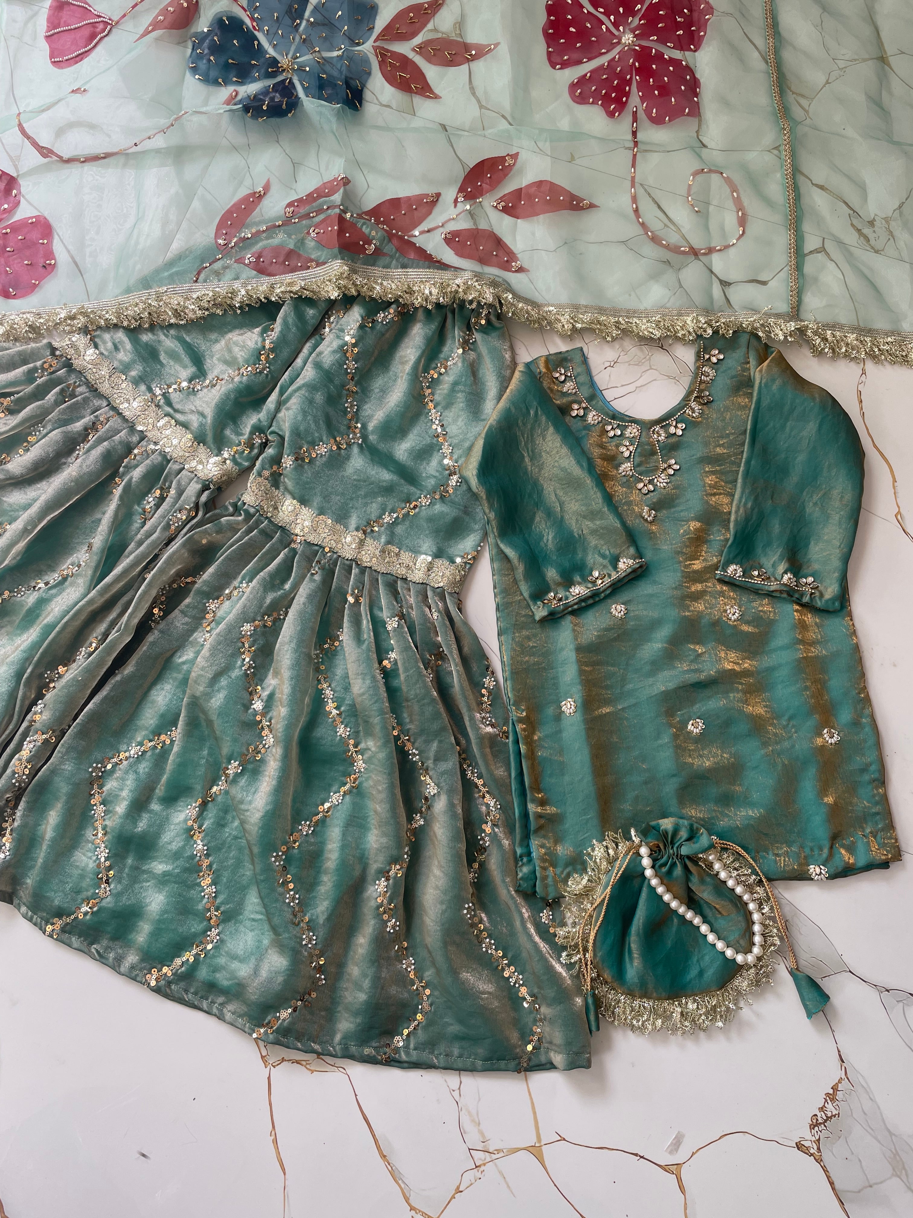 BABY HANDWORK GARARA